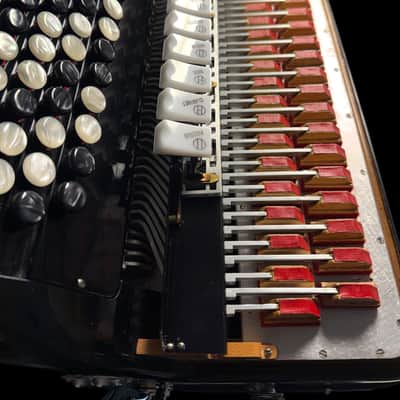 GALANTI  Super Classic Cassotto four voice button accordion C-griff image 3