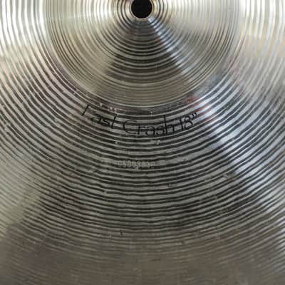 Paiste 18" Signature Fast Crash image 3