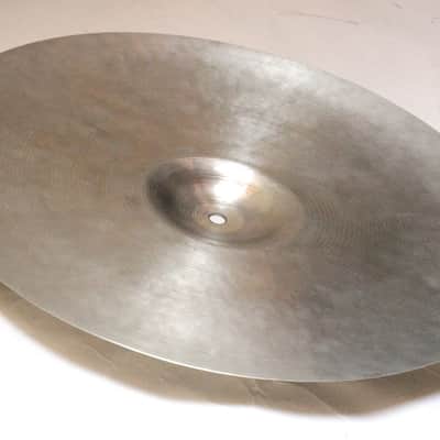 Set of Ludwig Paiste 16" & 18" Crash Cymbals, Matched Pair, Medium Weight - 1960s / INSPECTED & TESTED image 9