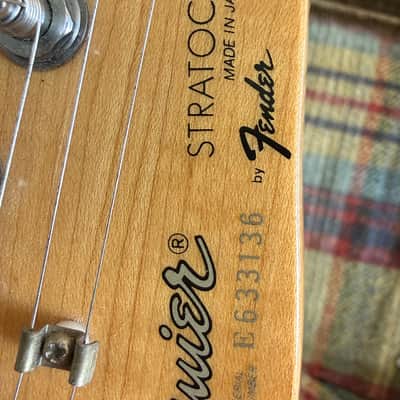 Squier by Fender Japan Fujigen Strat 1986 - Black poly with maple neck and fingerboard image 10