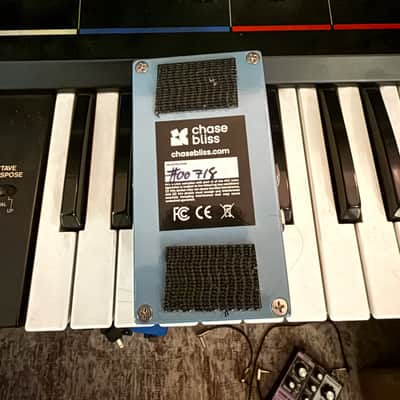 Chase Bliss Audio Generation Loss MKII 2022 - Present - Light Blue / White image 2