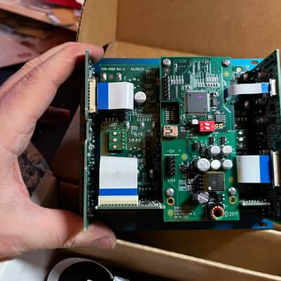 Strymon StarLab Time-Warped Reverberator 2021 - Blue image 8
