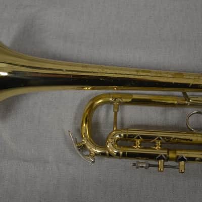 Trompeta Sib Bach Stradivarius 37 - 25LR lacada en buen estado. image 6