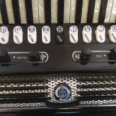 Giulietti F115 LMMH 120 bass accordion image 2