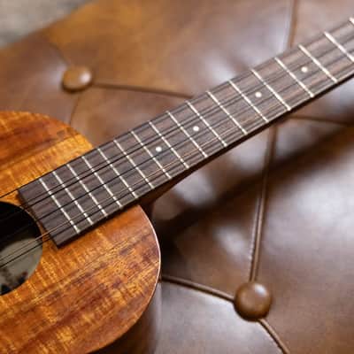 Kamaka Ukulele 6-String Tenor Ukulele image 5