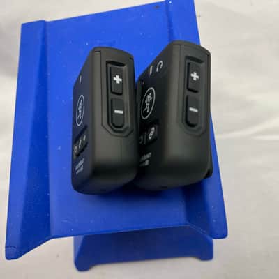Mackie EleMent Wave LAV Lavalier Microphone Wireless System with Box image 3