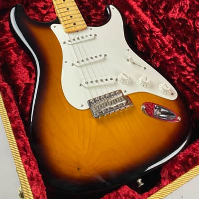 Fender Stratocaster  1957 Re-Issue   - 2 tone  Burst, With Case candy , and Original Fender Tweed Hardshell case image 10