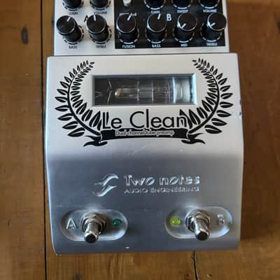 Two Notes Le Clean Dual Channel Tube Preamp 2010s - Silver image 1