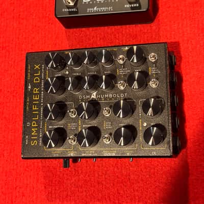 DSM & Humboldt Electronics Simplifier Deluxe Zero-Watt Stereo Guitar Preamp / CabSim / DI 2021 - Black image 1