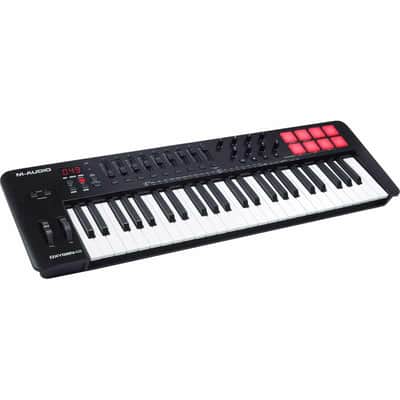 M-Audio OXYGEN 49V Clavier maître USB-Midi 49 notes 8 pads/pots/faders