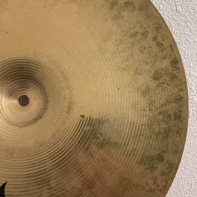 Zildjian 16" Medium Crash Cymbal - 1990’s image 9