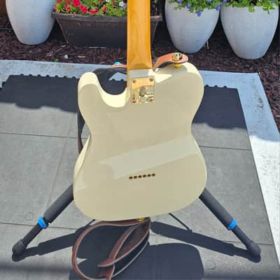 Fender Telecaster '62 Reissue 2006 Olympic White Hard Case image 8