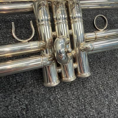 Yamaha YTR-8335S Xeno Bb Trumpet 2000s - Yellow Brass/Silver Plated image 2