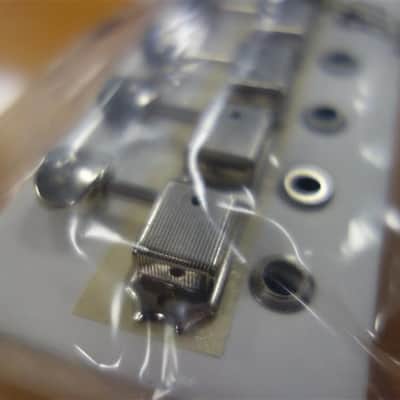 Fender American Vintage Stratocaster/Telecaster Tuning Machines (Left-Hand) Nickel image 2