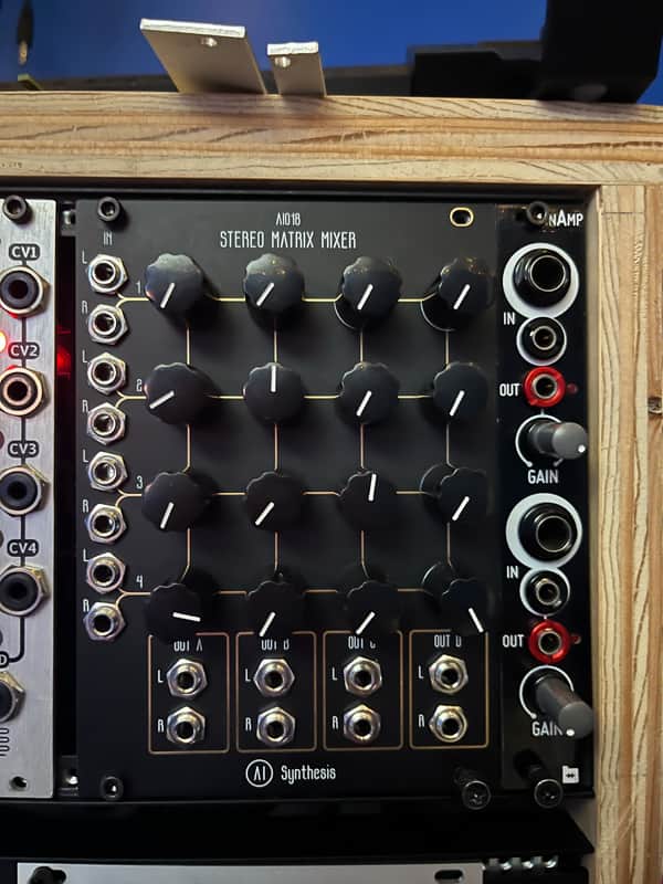 AI Synthesis AI018 Stereo Matrix Mixer
