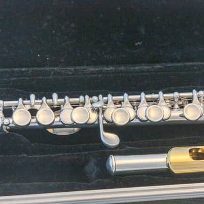 Gemeinhardt KG Special Professional Piccolo *All Solid Silver *Cleaned & Serviced image 4