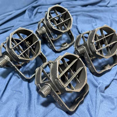 Lot of 4 x Audio-Technica AT8415 Universal Microphone Shock Mounts 2010s - Black image 2