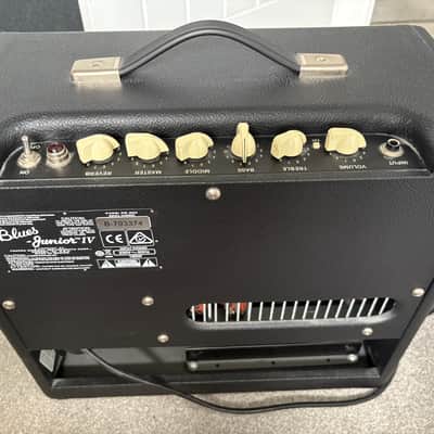 Fender Blues Junior IV 15-Watt 1x12" Guitar Combo - Black image 5
