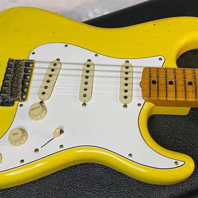 NEW! Fender Custom Shop Special Run '69 Stratocaster Journeyman Relic - Handwound P/U's - Aged Graffiti Yellow - Reverse Headstock - 7.7lbs - Authorized Dealer - One OFF! SUPRE RARE! G06783 image 3
