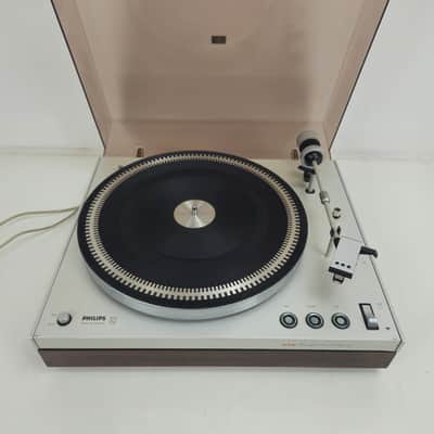 Philips - 212 - Sprung Chassis Belt-Drive Turntable GP400 - New belt image 4