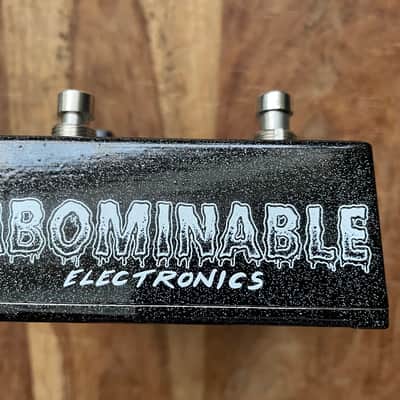 Abominable Electronics Hail Satan Deluxe image 2