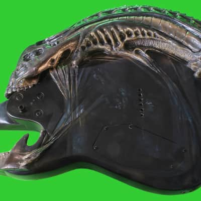 Devil & Sons Xenomorph II 2016 Hand painted black image 11