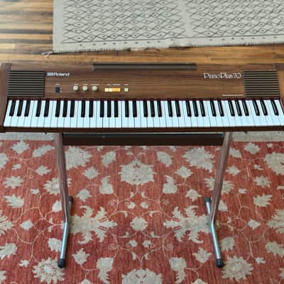 Roland HP-70 Piano Plus image 8