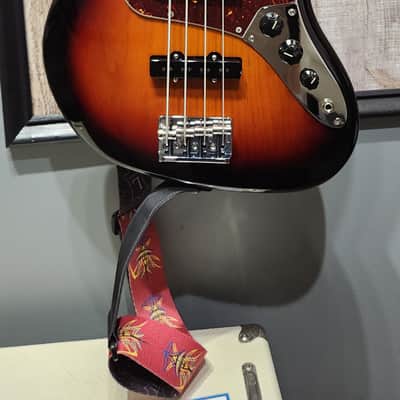 Fender American Professional II Jazz Bass with Maple Fretboard 2020 - Present - 3-Color Sunburst image 1
