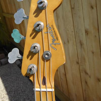 Fender Roadworn Precision 2014 Sunburst image 3