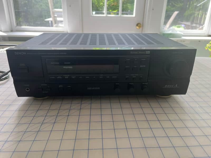 Denon AVR-600 Early 2000s image 1