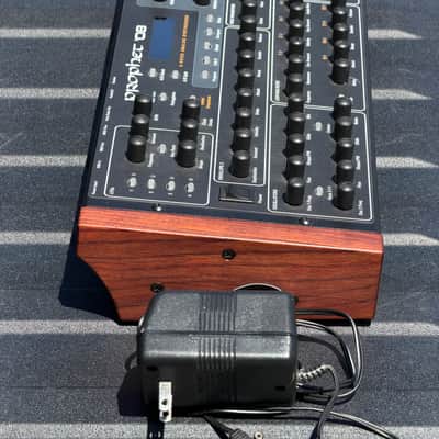 Dave Smith Instruments Prophet 08 PE Desktop 8-Voice Desktop Synthesizer 2012 - 2016 - Black with Wood Sides image 3