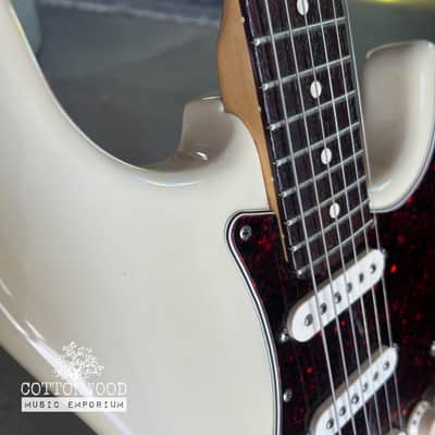 Fender American Series Stratocaster 2000 – Excellent Condition image 6