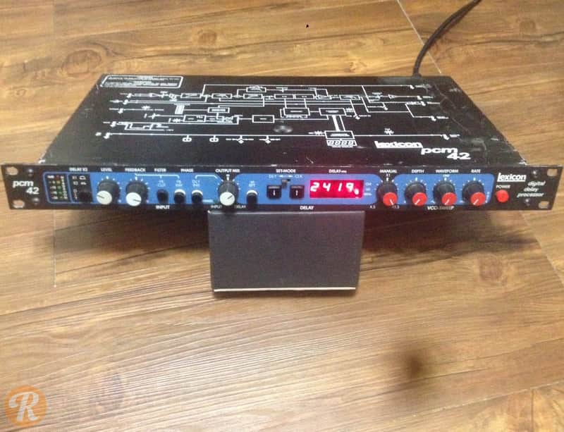 Lexicon PCM 42 Digital Delay Processor image 2