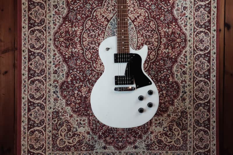 Gibson Les Paul Special Tribute 2019 - Worn White Satin