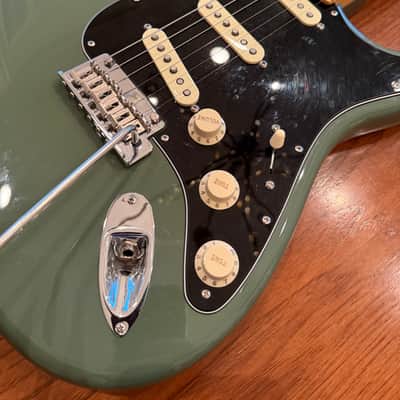 Fender American Professional Stratocaster image 4