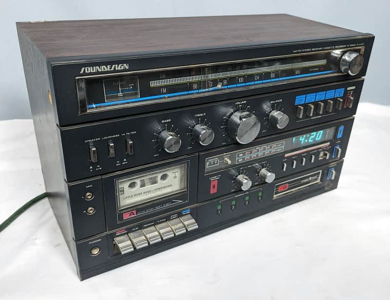 Vintage Soundesign Compact System Model 5958 AM/FM Stereo Receiver, Cassette Recorder, 8-Track Player image 1