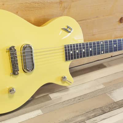 Duesenberg Senior Blonde image 1