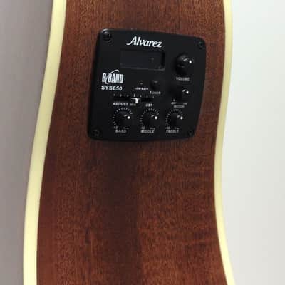 Alvarez AD60-12CE Artist Series 12-String Dreadnought Acoustic-Electric Guitar image 5
