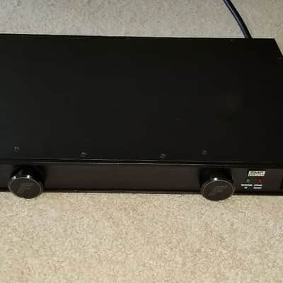 Furman PL-8C Power Conditioner - PL8C - 9-outlet - 15 Amp - with Pull-out Lights (Used) *Studio Demo image 1