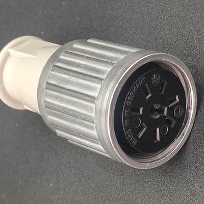 Tuchel connector for Neumann M49, M50, EMT 240 female image 10
