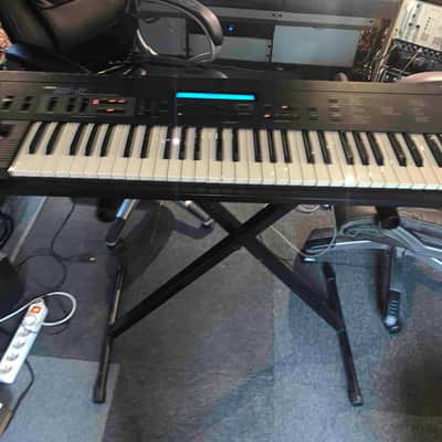 Korg DS-8 Digital Keyboard synthesizer 61 keys - pro studio image 4