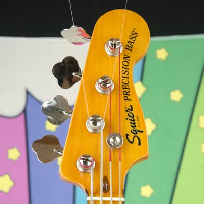 Used Squier Classic Vibe '70s Precision Bass, Maple Fingerboard, Walnut image 3