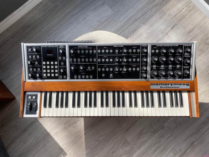 Moog Memorymoog 1982 - 1985 - Wood