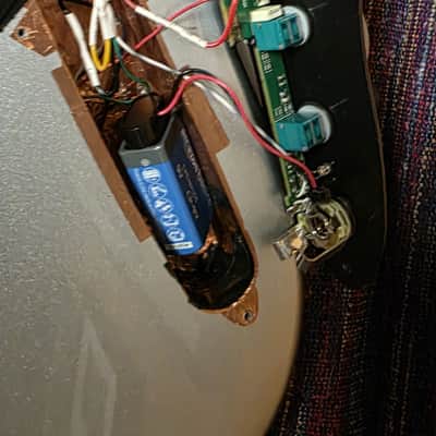 Squier Jazz Bass Loaded Body image 13