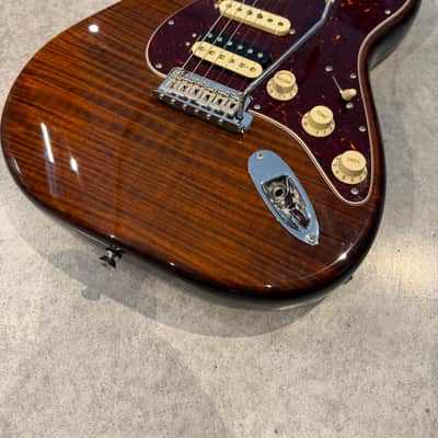 Fender Rarities Series Flame Maple Top Stratocaster with Rosewood Neck, Maple Fretboard 2019 - Golden Brown image 2