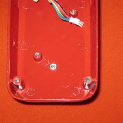 for parts / for repair used Dunlop ROTOVIBE JH4S (2nd ver) casing and some internal parts, from 1994 (NO: bottom plate, feet, bottom screws. jacks, switch, button, knob, knob cover, nuts -- and missing one front bumper) image 12