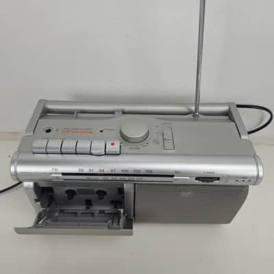 Sony - CFM-20L - Radio Cassette recorder - As New image 4