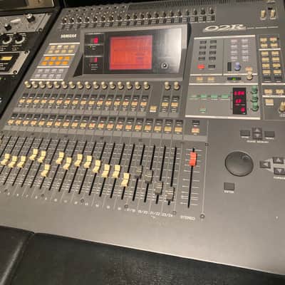 Yamaha 02R Digital Recording Console (Original Factory Condition) with Meter Bridge - Excellent Condition image 7