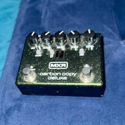 MXR M292 Carbon Copy Deluxe Analog Delay 2017 - Present - Green image 1