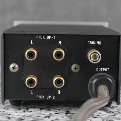 Denon AU-320 Step Up Transformer In Excellent working condition